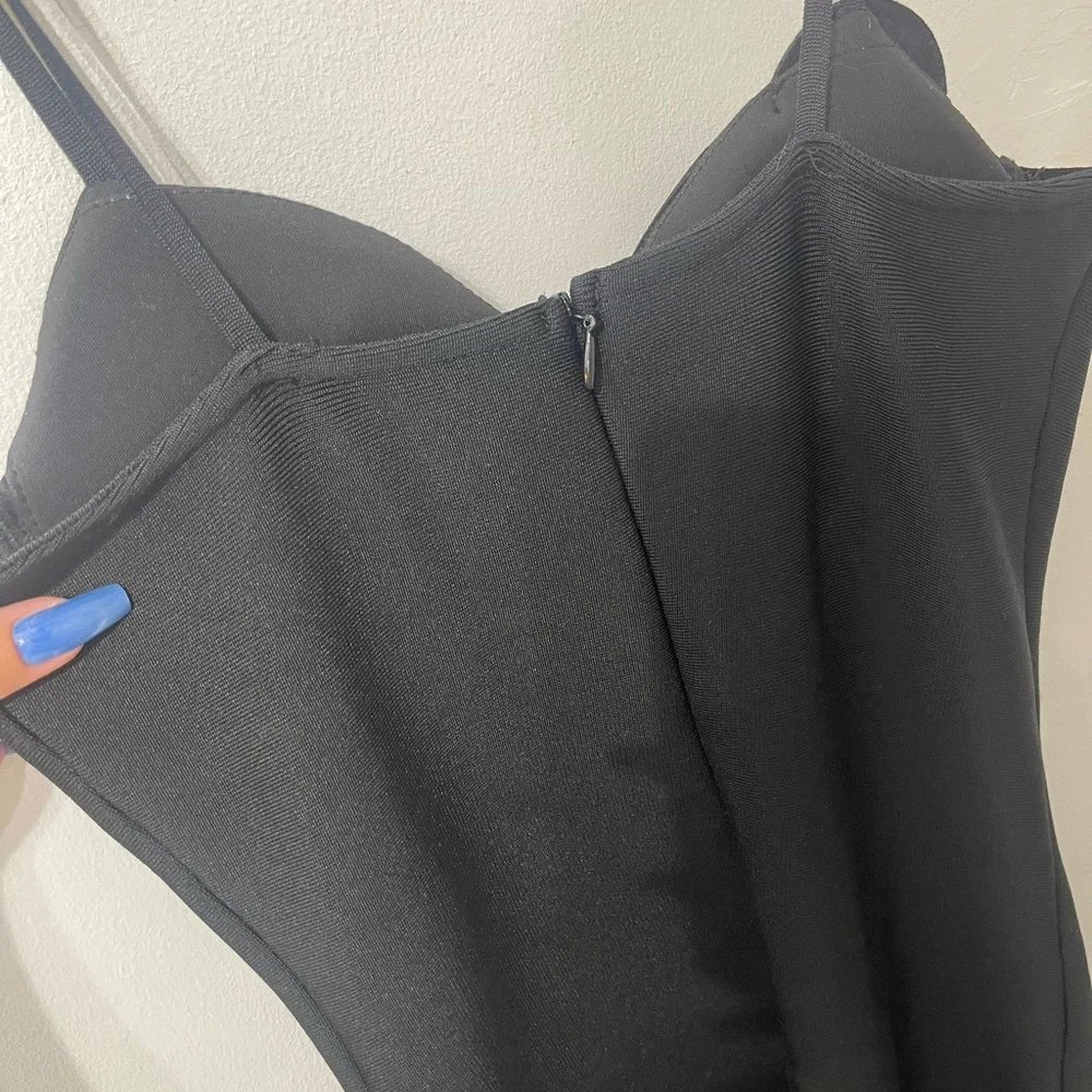 Elegant Black Dress with Rhinestone Floral Design - Picture 6 of 6